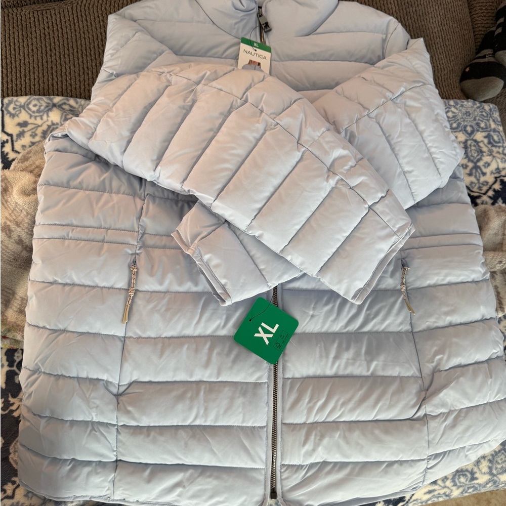 Nautica Women's Light Gray/blue puffer Jacket